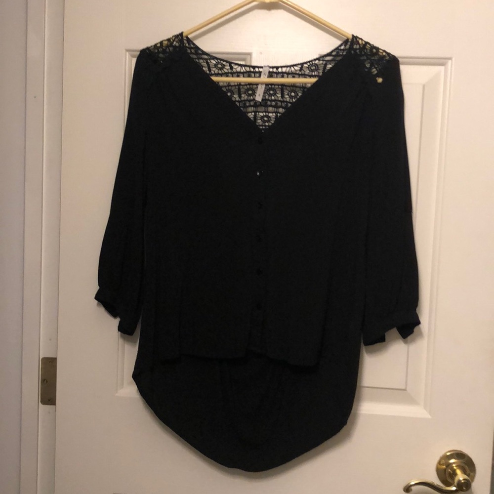 Black Open Back Hi-Low Blouse (Sm)